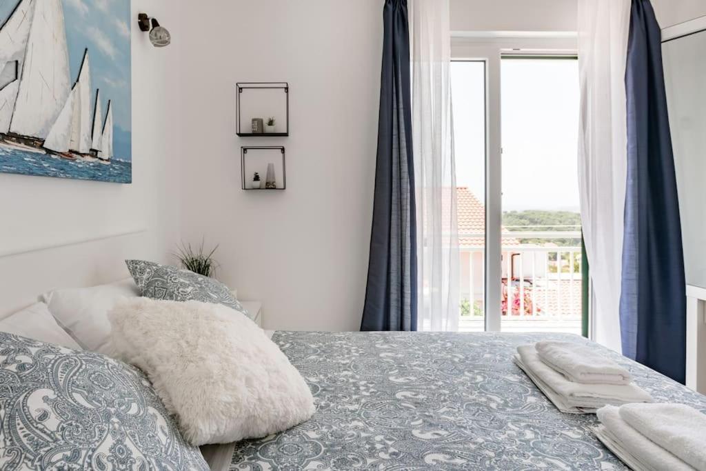 Sunny New Hideaway Near The On The Island Of Hvar Apartmán *